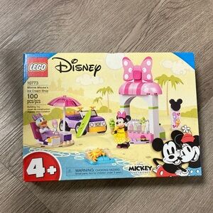 LEGO Disney Minnie Mouse Pink & Yellow Ice Cream Stand Playset